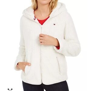Tommy Hilfiger
Hooded Fleece Jacket